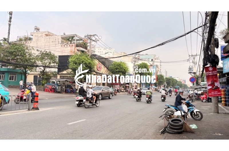 CĂN NHÀ MẶT PHỐ MƠ ƯỚC TRÊN ĐƯỜNG  CÁCH MẠNG THÁNG 8 QUẬN 3, GIÁ TỐT, DIỆN TÍCH 300M2, SỔ HỒNG CHÍNH CHỦ.